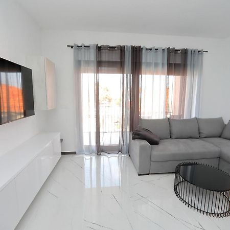 Apartmani More Bibinje Habitación foto